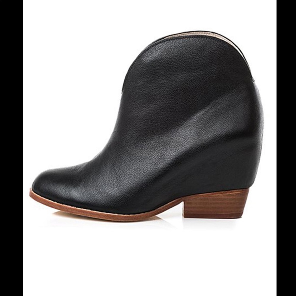 Matt Bernson Flores Bootie